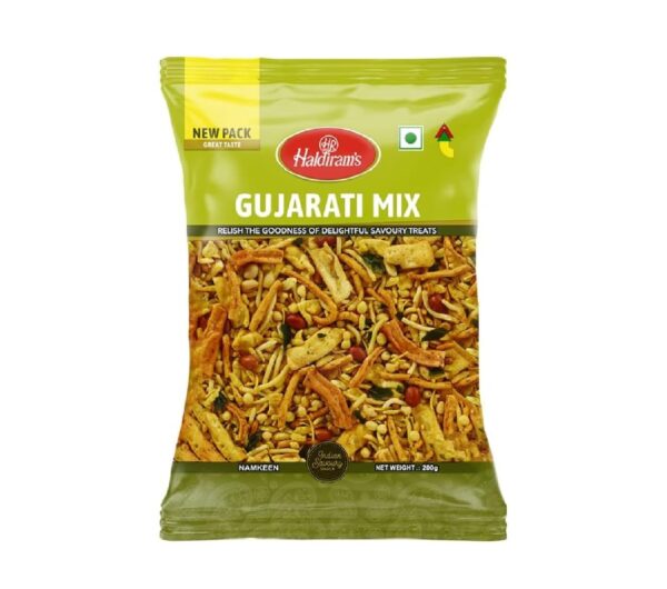 Haldiram's Delhi Gujarati Mix | Gujarati Namkeen | Spicy & Sweet in Flavour | Natural Flavouring Agent | Tea- Time Munchies to Spend Time with Family |200g